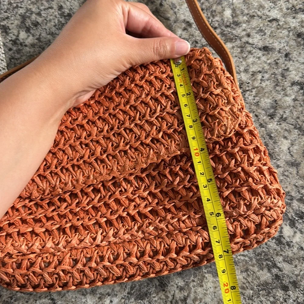 Universal Thread Women’s Woven Cognac Tan Handbag Purse NWOT - Picture 8 of 8